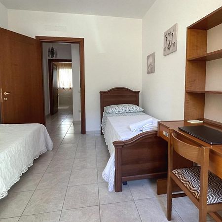 Aristanis Home Vacation Apartment Oristano Bagian luar foto