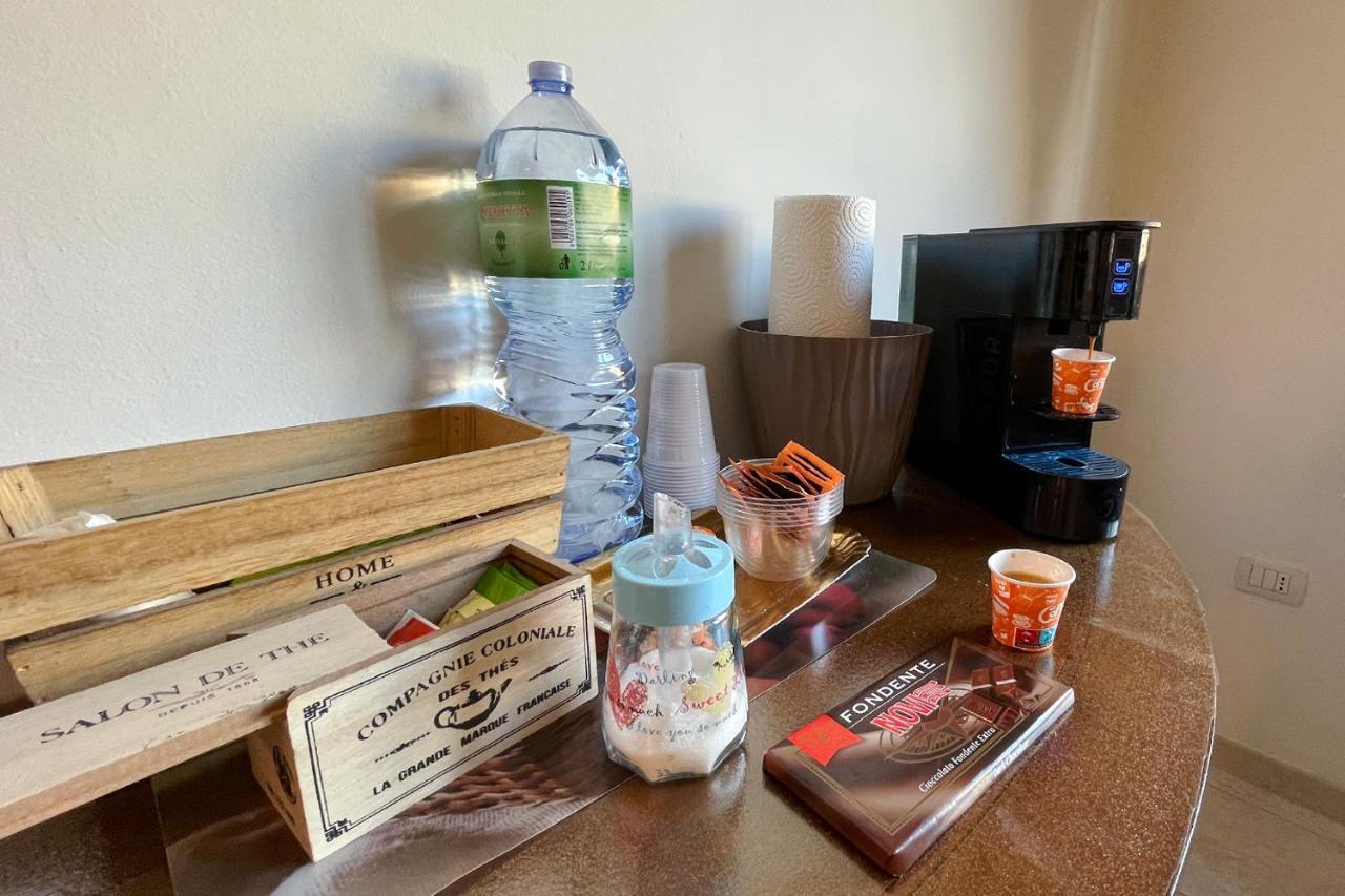 Aristanis Home Vacation Apartment Oristano Bagian luar foto