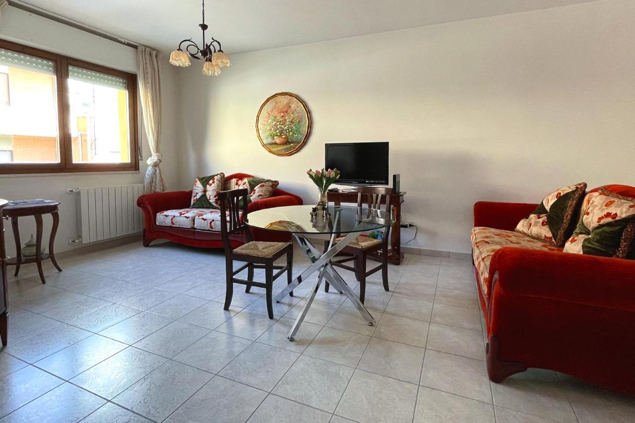 Aristanis Home Vacation Apartment Oristano Bagian luar foto