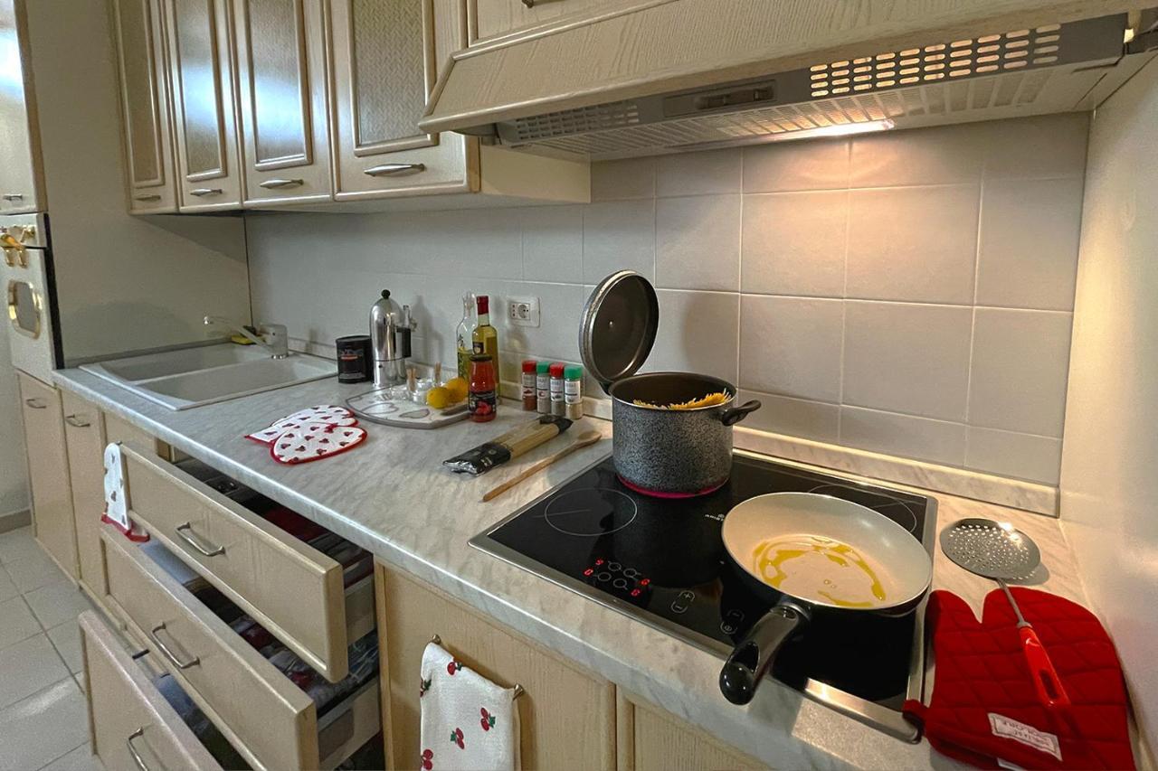 Aristanis Home Vacation Apartment Oristano Bagian luar foto